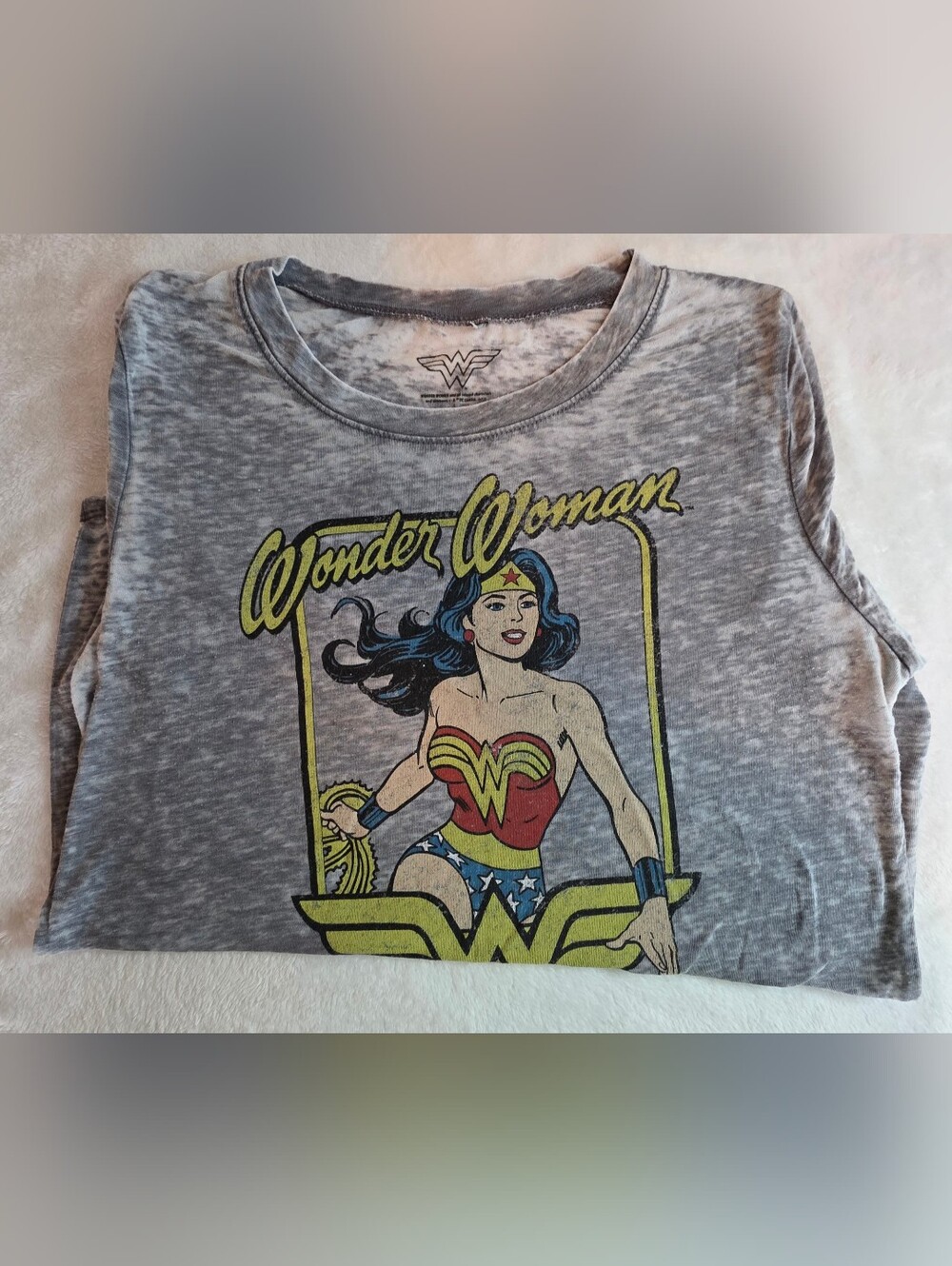 Wonder Woman Burnout Graphic Tee – Women's Size Large